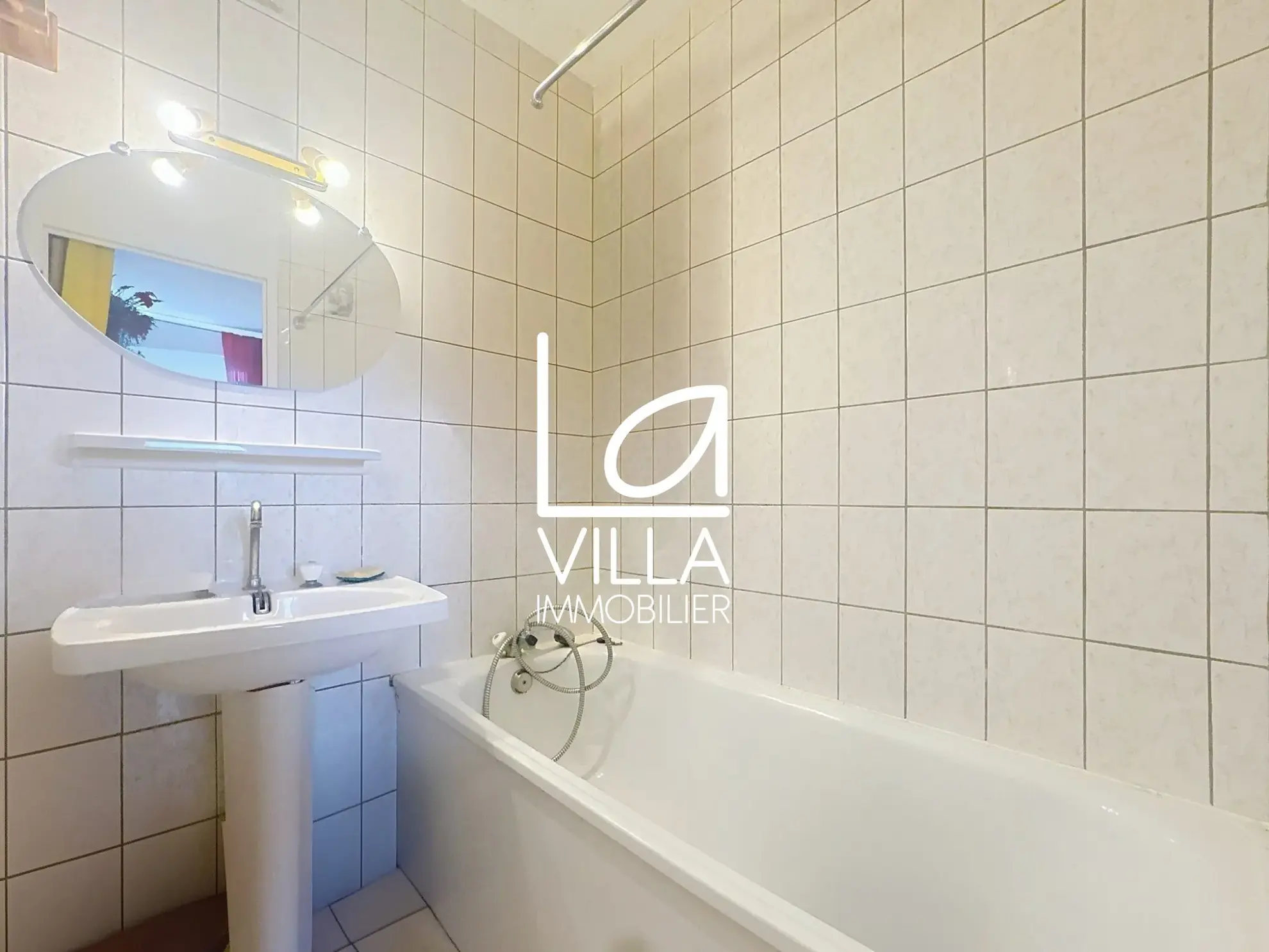 Studio lumineux de 23 m² à Boulogne-sur-Mer – Investissez dans un appartement pratique 
