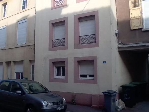 Immeuble de rapport à Bruyères centre-ville de 160 m² avec 3 appartements loués