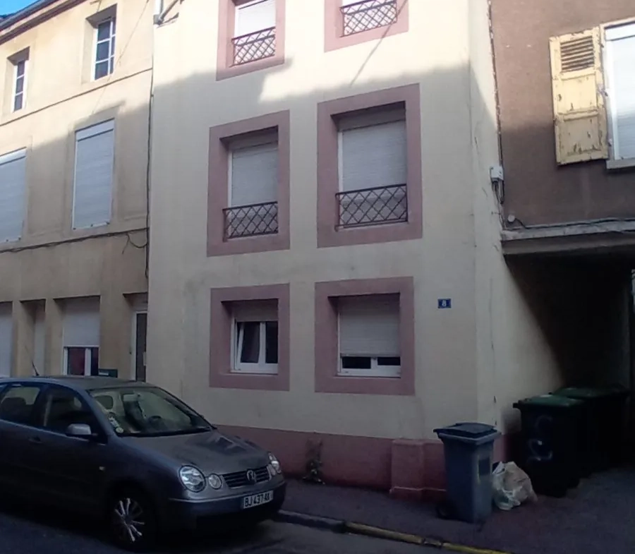 Immeuble de rapport à Bruyères centre-ville de 160 m² avec 3 appartements loués 