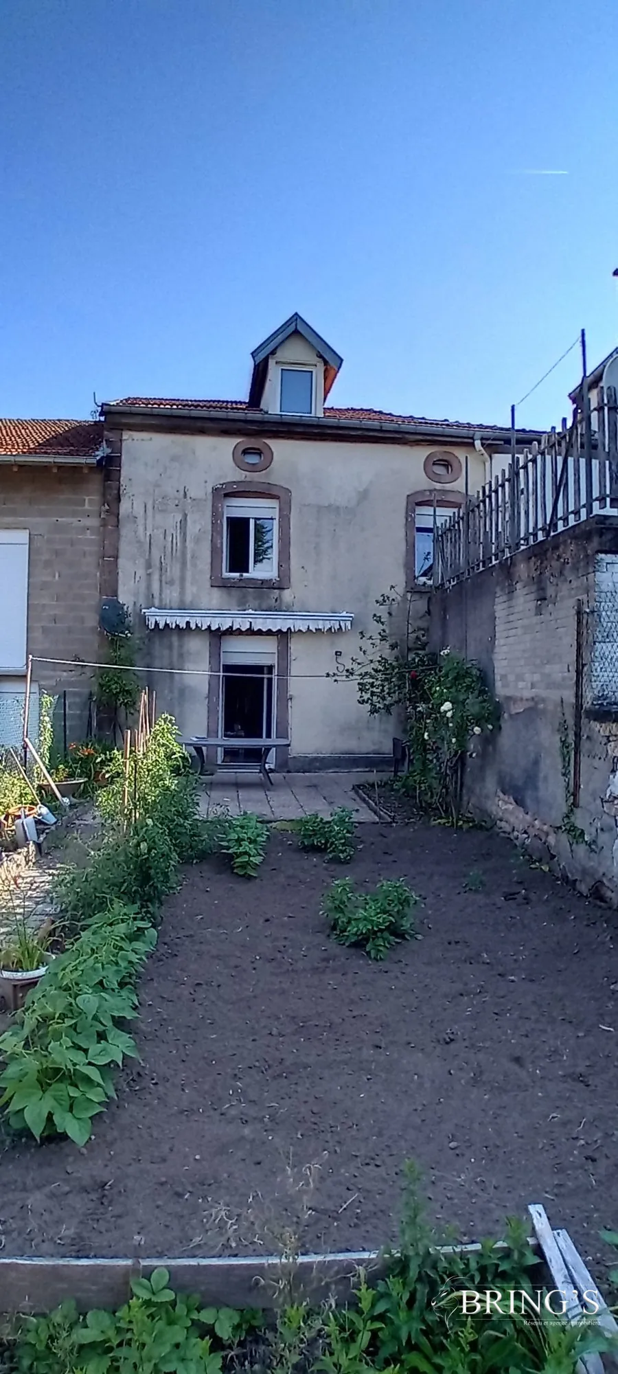 Immeuble de rapport à Bruyères centre-ville de 160 m² avec 3 appartements loués 