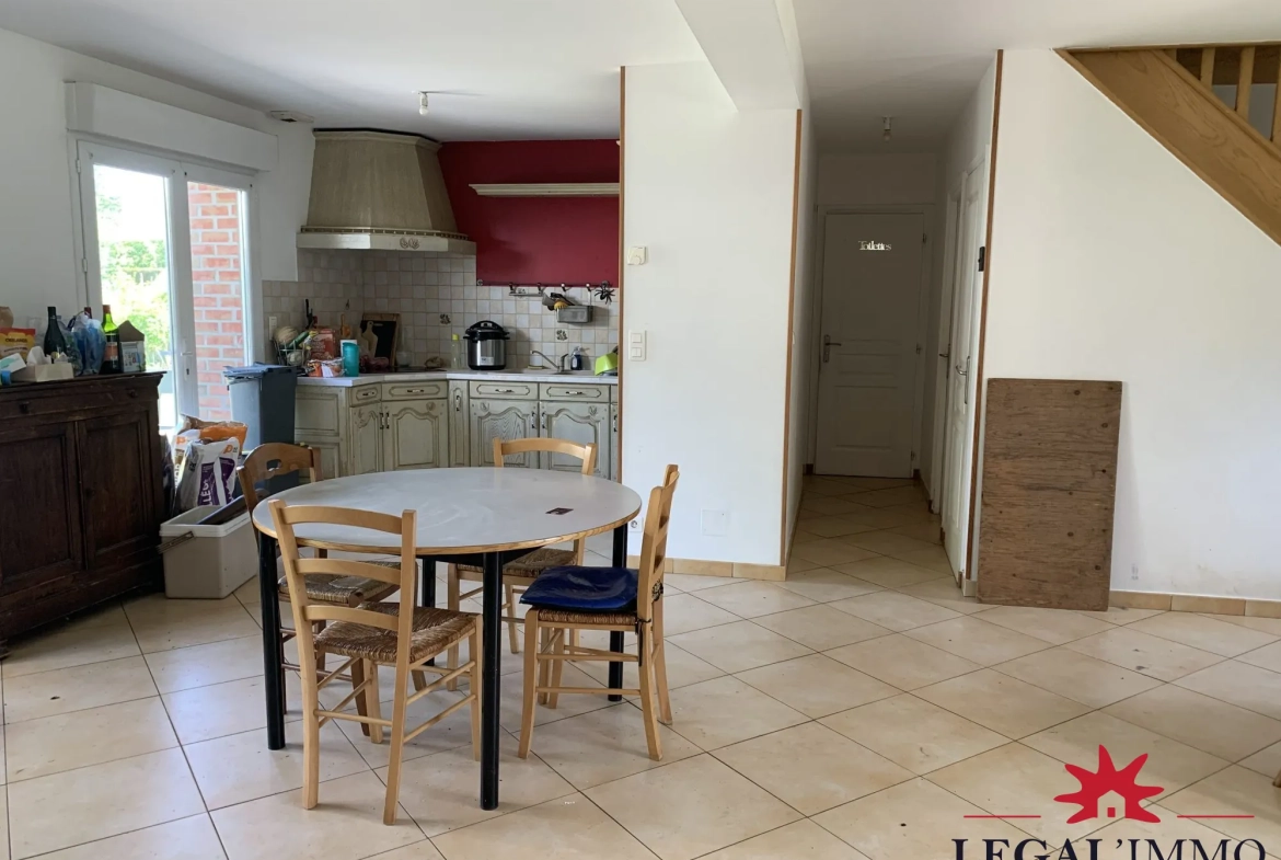 Maison individuelle avec grand terrain et sous-sol à Mézerolles - 5 chambres 