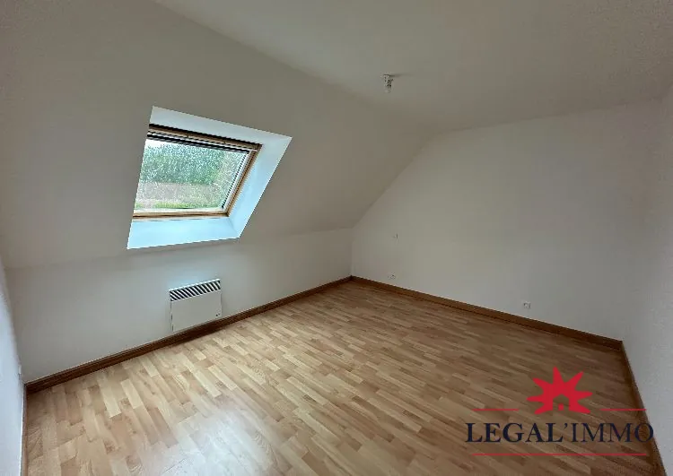 Maison individuelle avec grand terrain et sous-sol à Mézerolles - 5 chambres 