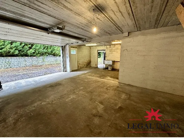 Maison individuelle avec grand terrain et sous-sol à Mézerolles - 5 chambres 