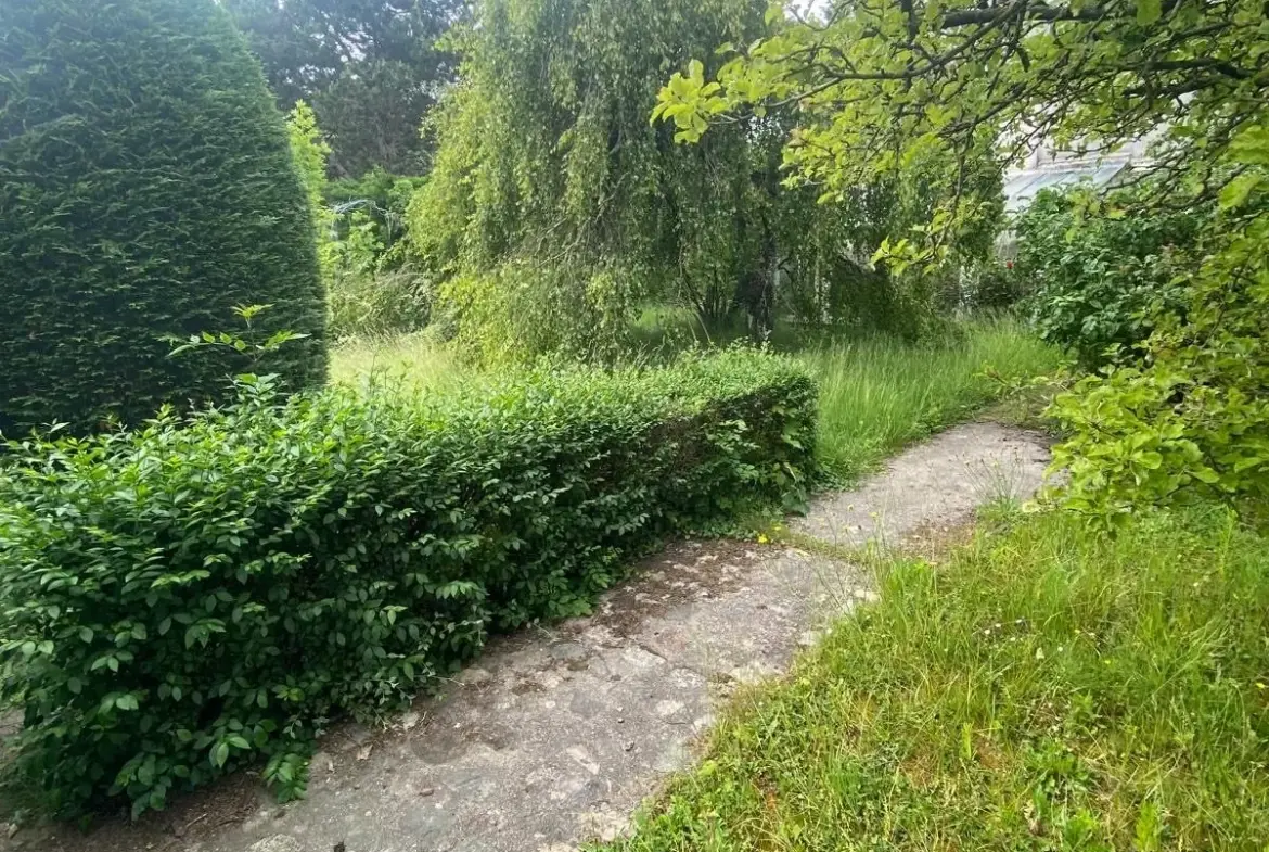Terrain à bâtir de 532 m² à Coulogne, façade de 15,86 m, viabilisé 