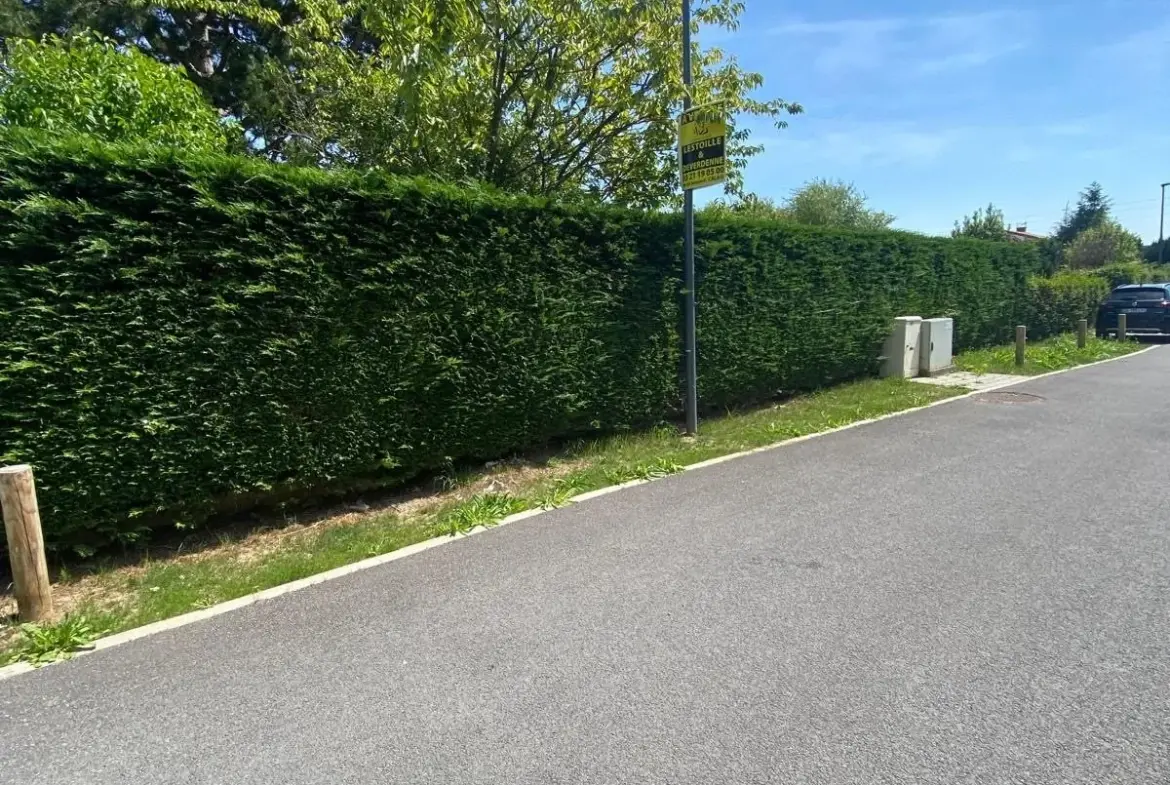 Terrain à bâtir de 532 m² à Coulogne, façade de 15,86 m, viabilisé 