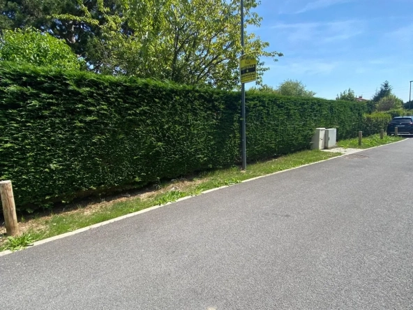 Terrain à bâtir de 532 m² à Coulogne, façade de 15,86 m, viabilisé