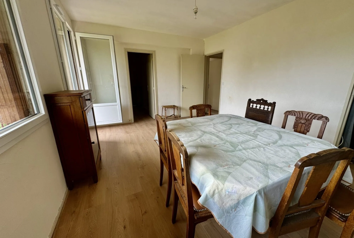 Appartement 3 pièces lumineux à Chelles avec balcon et cave 