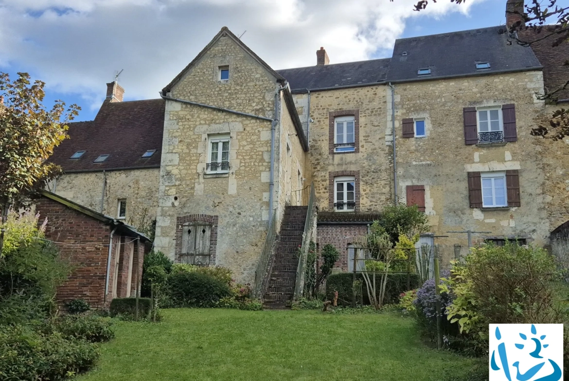 Immeuble résidentiel à vendre à Mortagne au Perche - Proximité centre-ville 