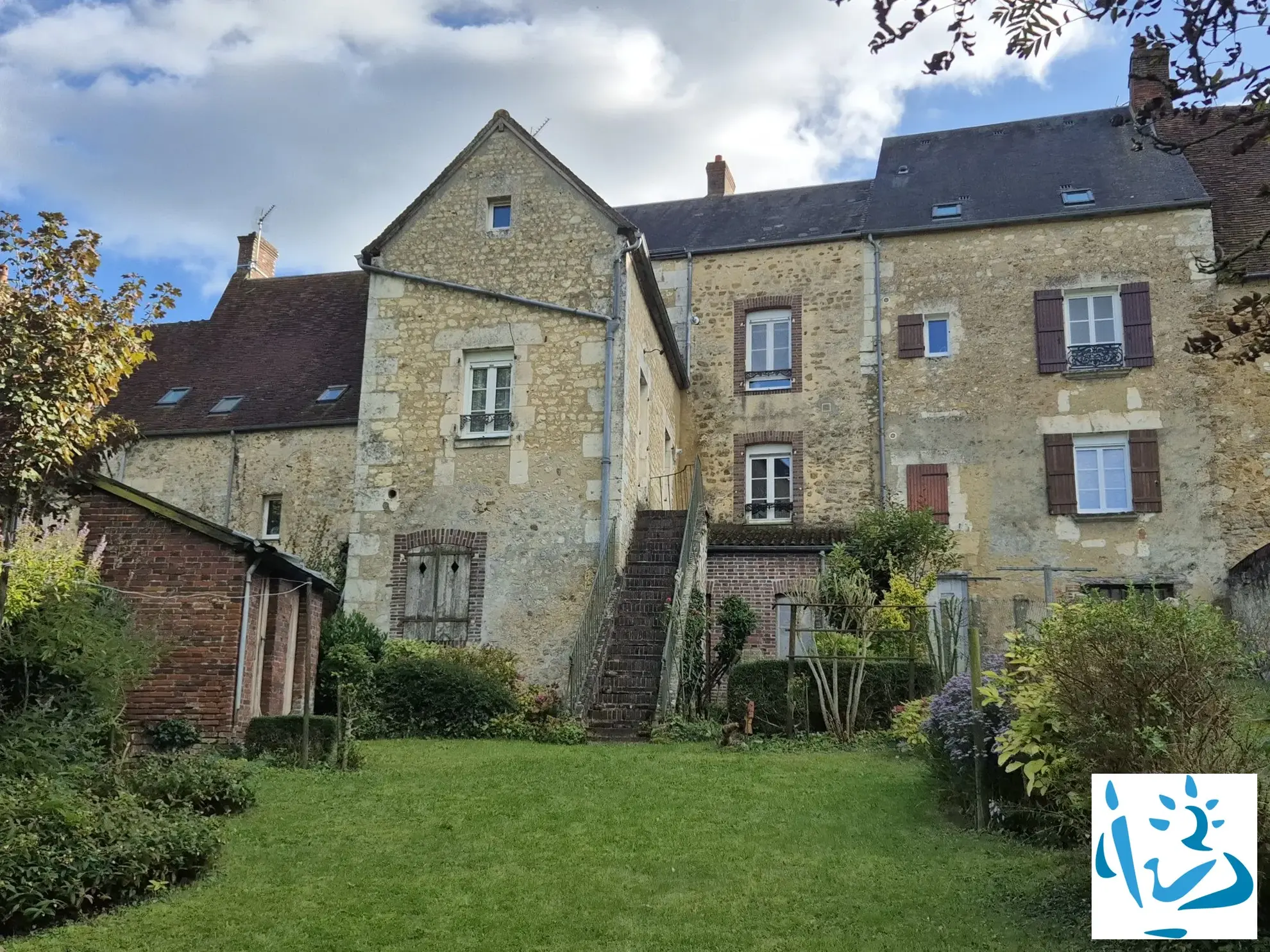Immeuble résidentiel à vendre à Mortagne au Perche - Proximité centre-ville 