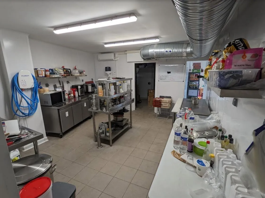 Local pour Dark Kitchen à Livry-Gargan - Espace idéal pour restauration express et livraison 