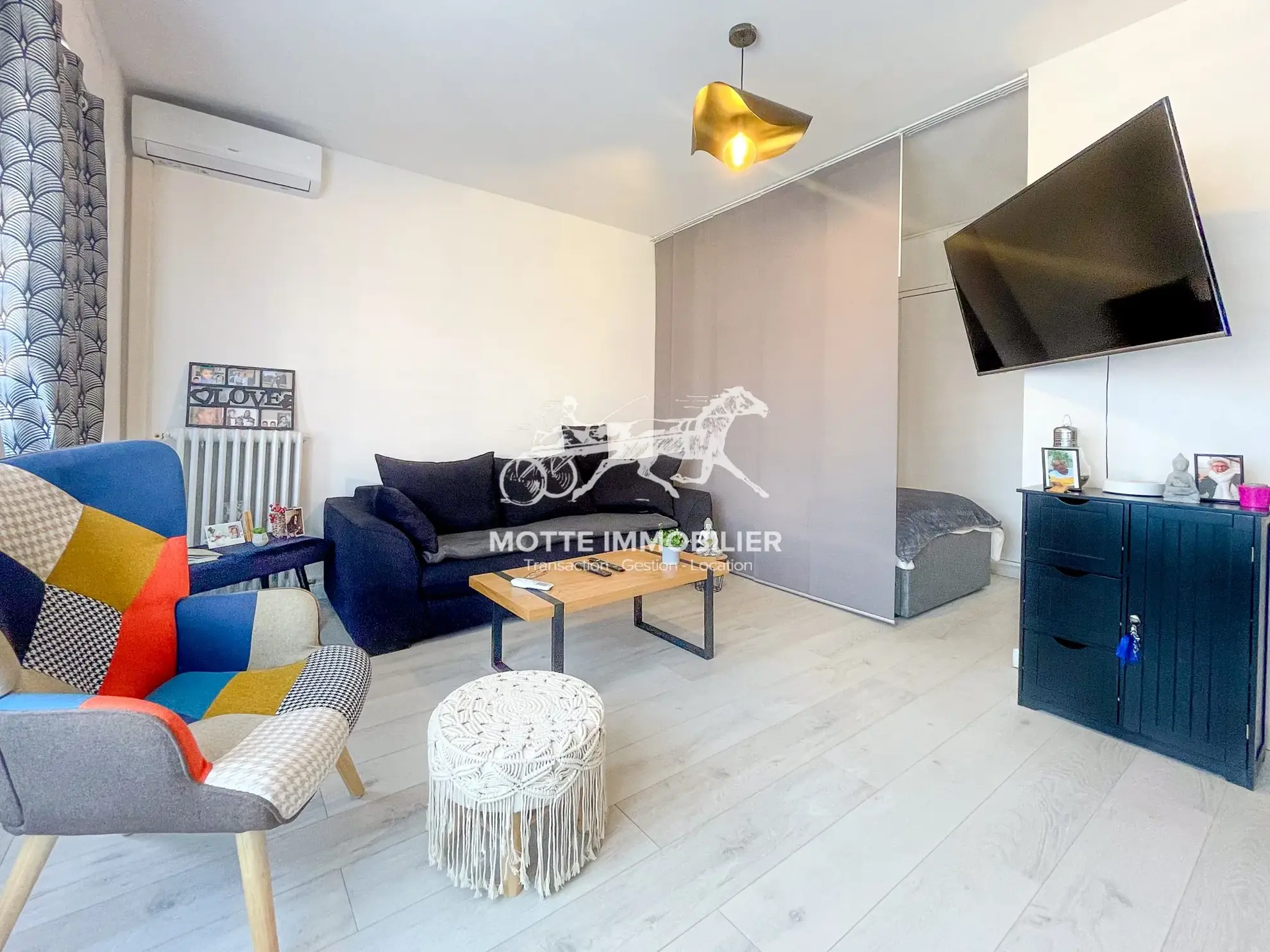 T1 rénové avec balcon et cave à Cagnes-sur-Mer proche gare 