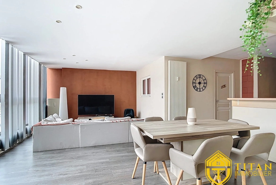 Appartement T3 bis avec ascenseur à Dunkerque (59140) Titan immobilier Appartements T3 bis avec vue port à Dunkerque centre – 83 m² 
