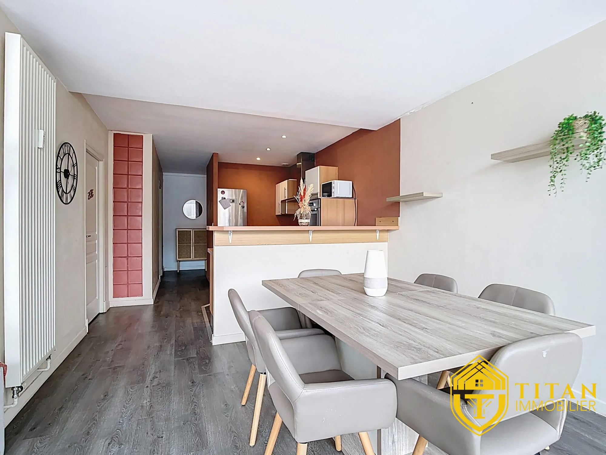 Appartement T3 bis avec ascenseur à Dunkerque (59140) Titan immobilier Appartements T3 bis avec vue port à Dunkerque centre – 83 m² 