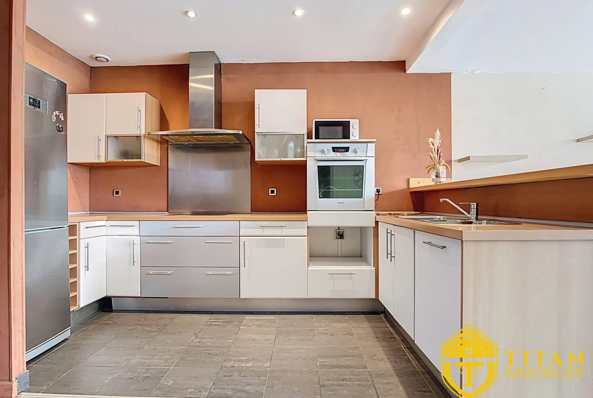 Appartement T3 bis avec ascenseur à Dunkerque (59140) Titan immobilier Appartements T3 bis avec vue port à Dunkerque centre – 83 m² 