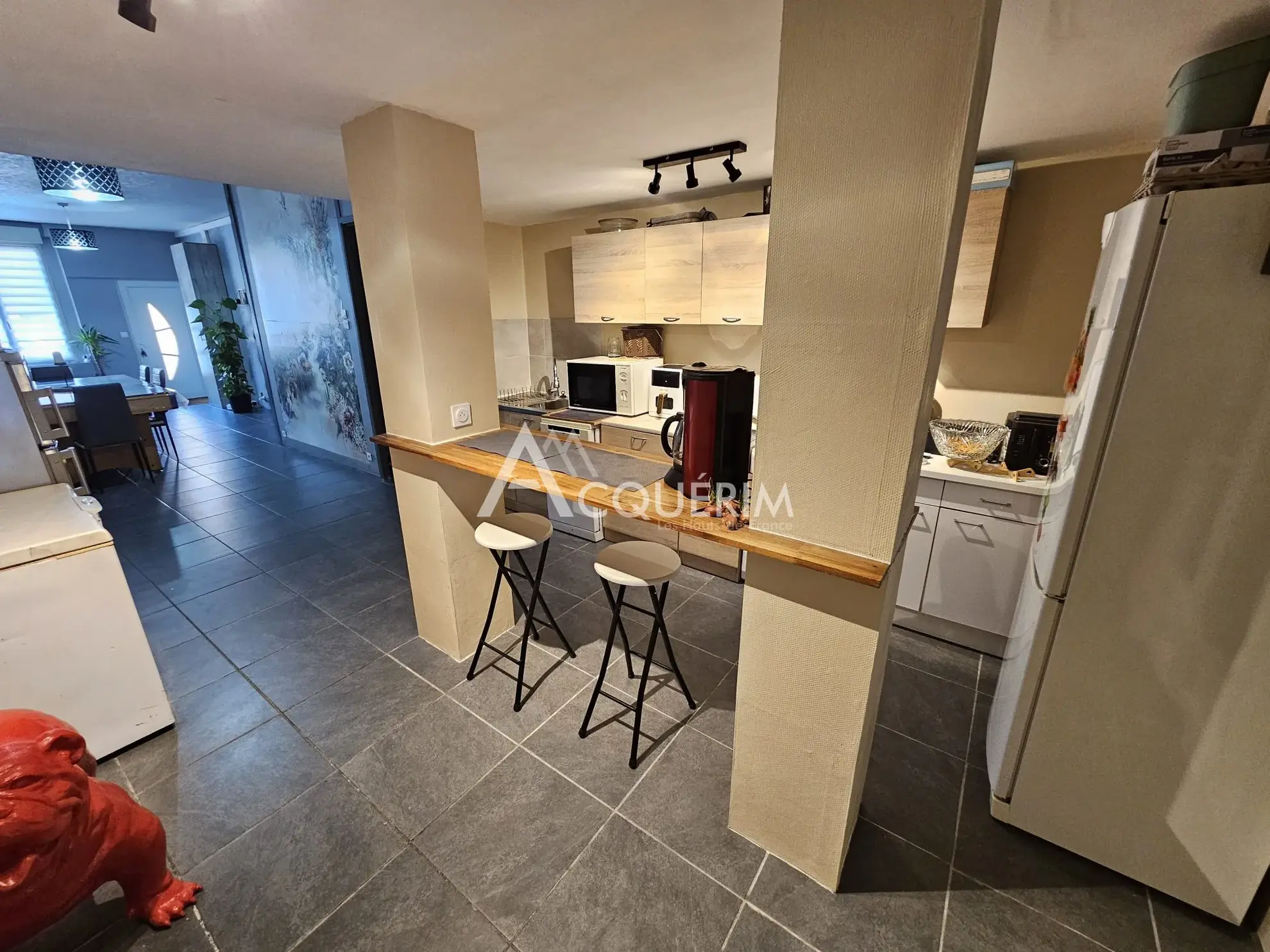 Maison de ville rénovée avec 3 chambres, jardin et terrasse à Salomé 