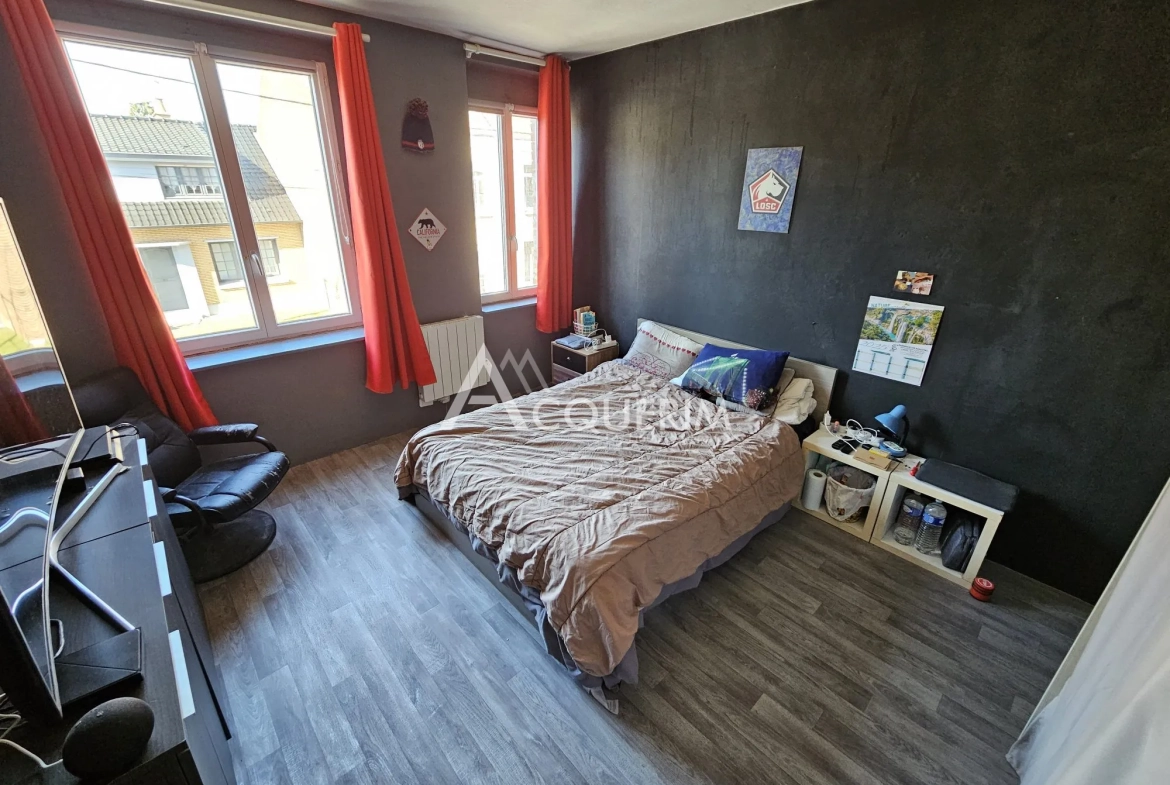 Maison de ville rénovée avec 3 chambres, jardin et terrasse à Salomé 