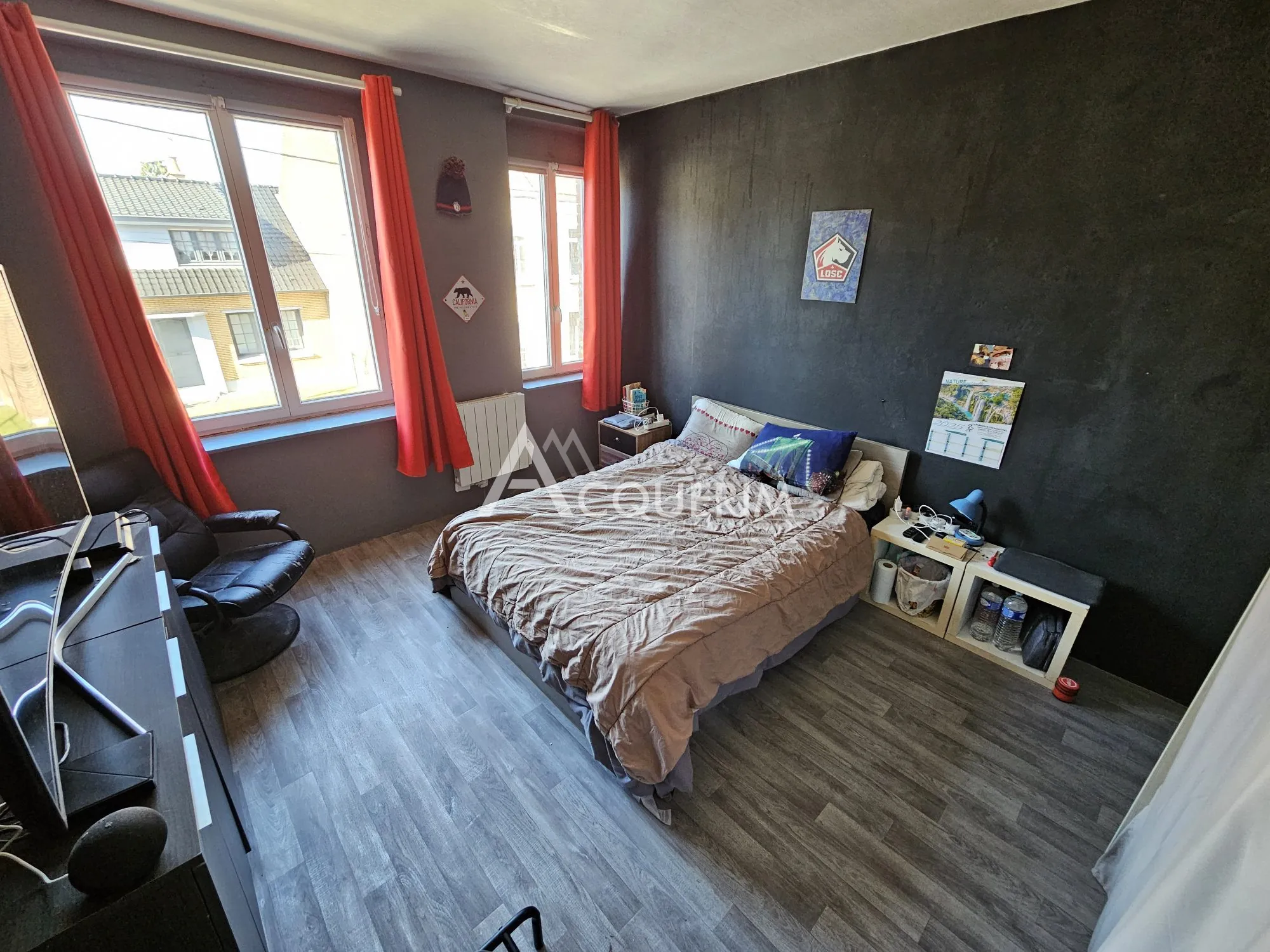 Maison de ville rénovée avec 3 chambres, jardin et terrasse à Salomé 