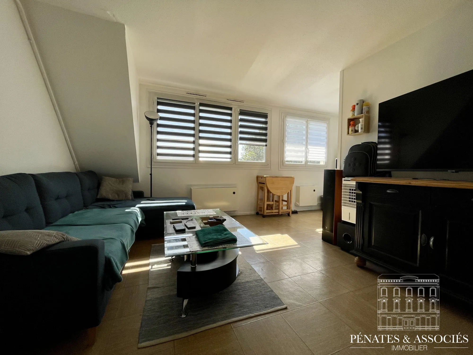 Appartement duplex T2 avec parking proche du Jardin des Plantes de Rouen 