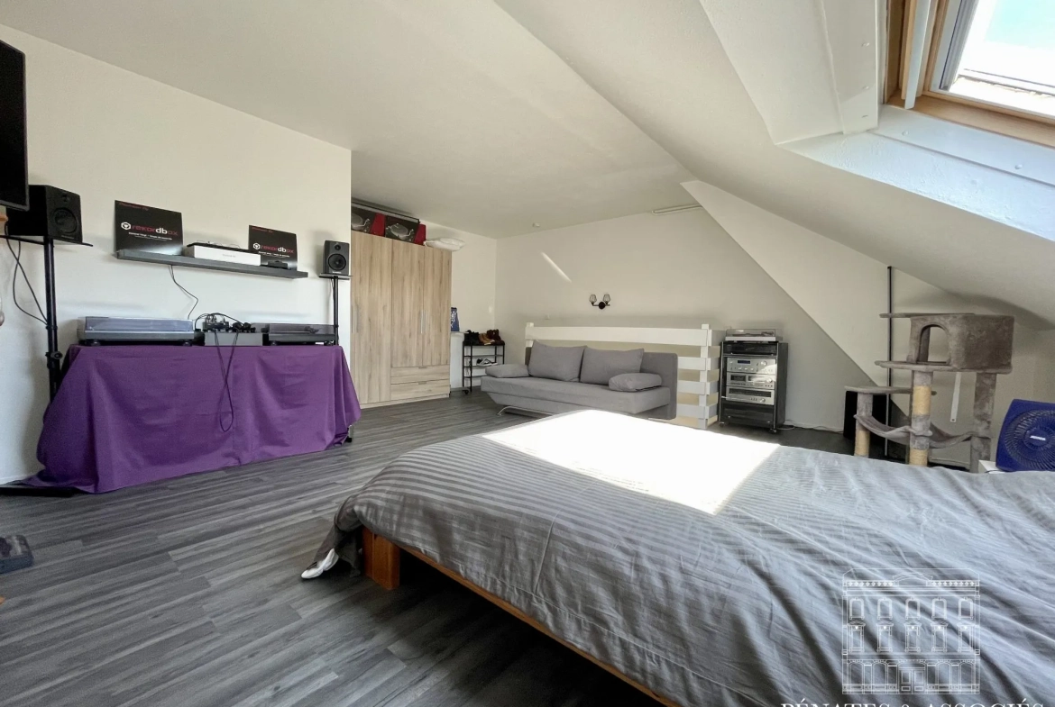 Appartement duplex T2 avec parking proche du Jardin des Plantes de Rouen 