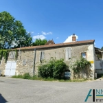 A vendre bâtiment ancien avec grange à Chassey-le-Camp en Côte Chalonnaise
