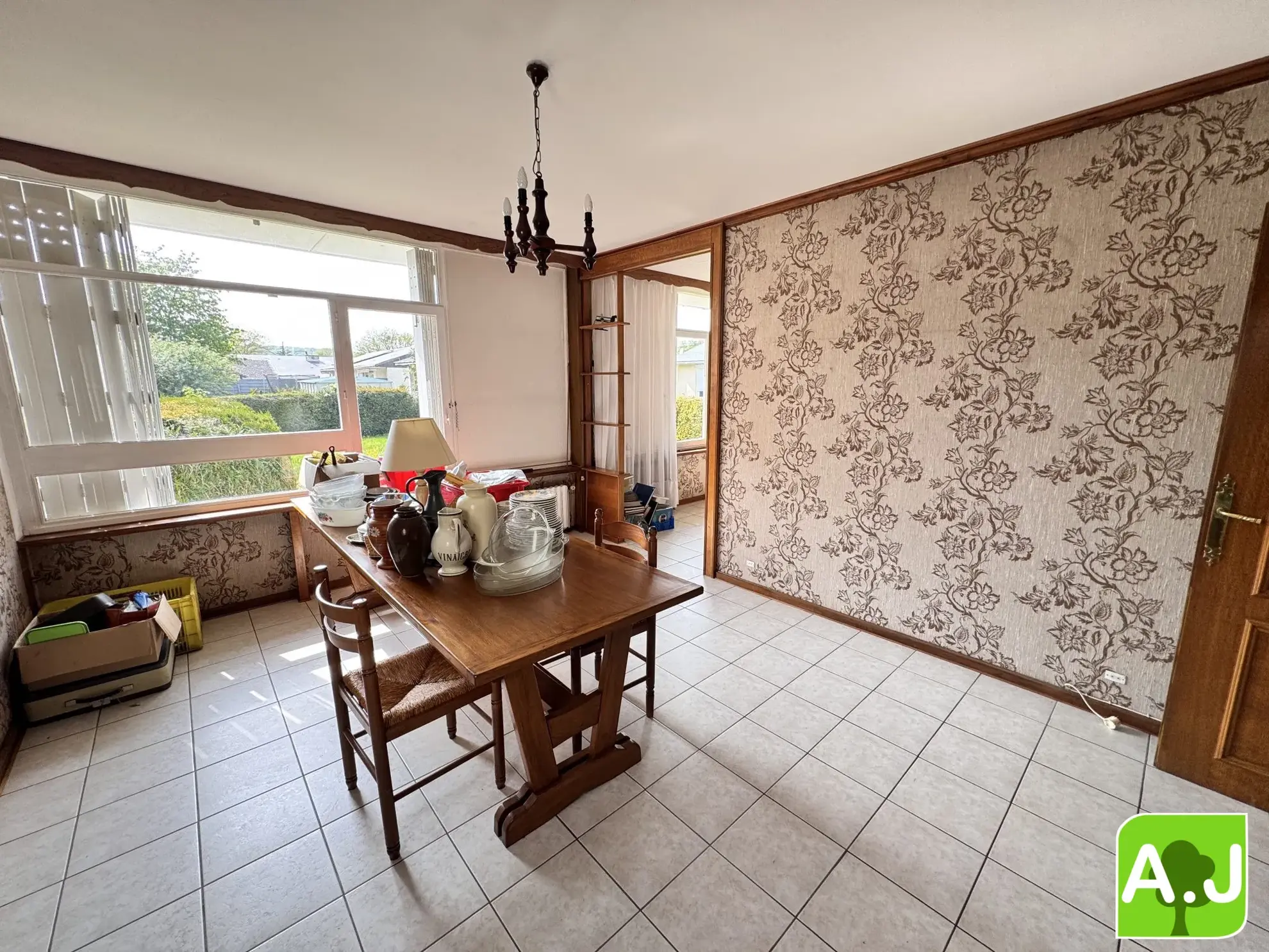 Maison plain-pied 2 chambres à Ézy-sur-Eure – 84 m², garage et terrain clos 