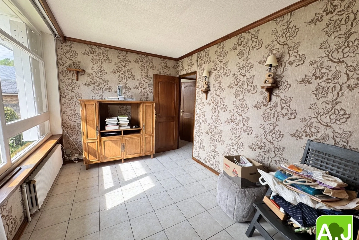 Maison plain-pied 2 chambres à Ézy-sur-Eure – 84 m², garage et terrain clos 