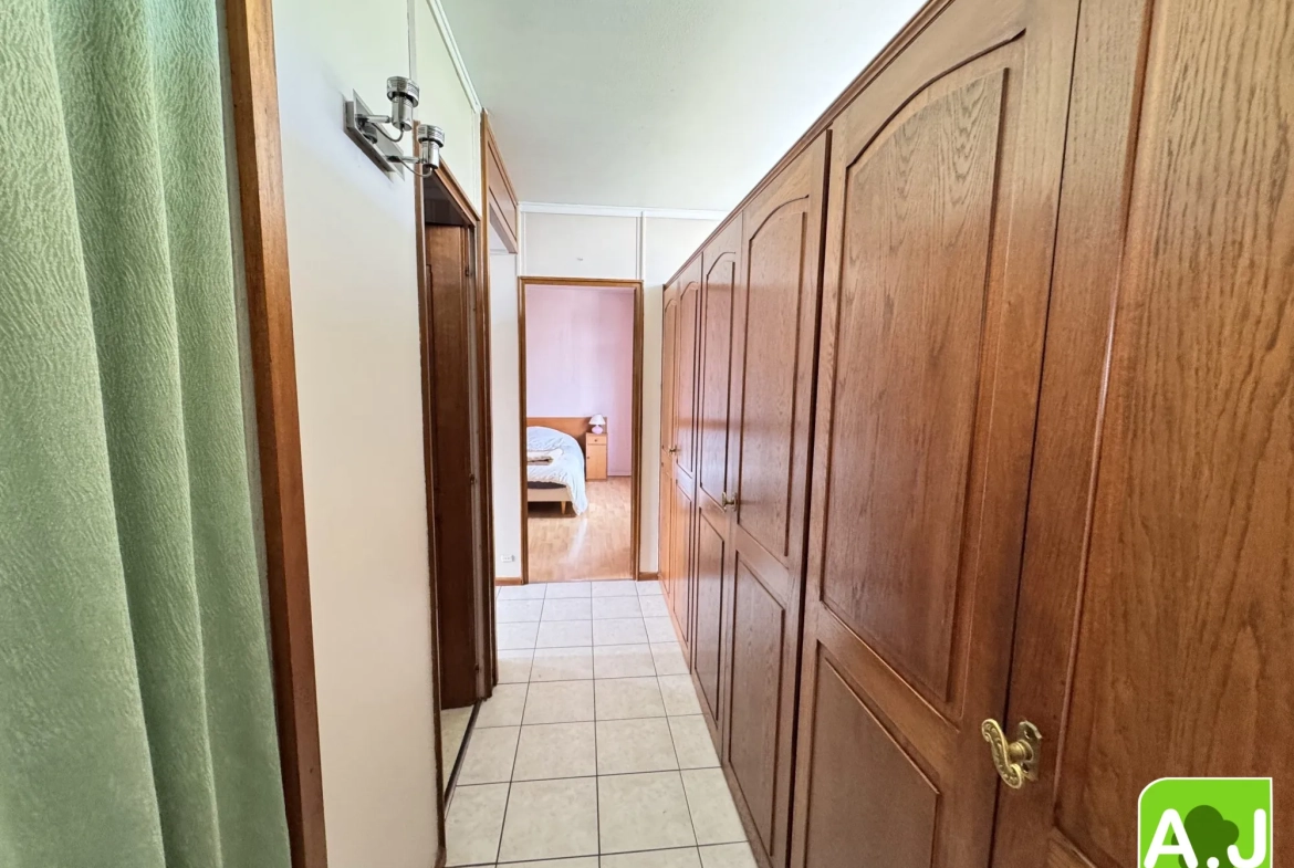 Maison plain-pied 2 chambres à Ézy-sur-Eure – 84 m², garage et terrain clos 