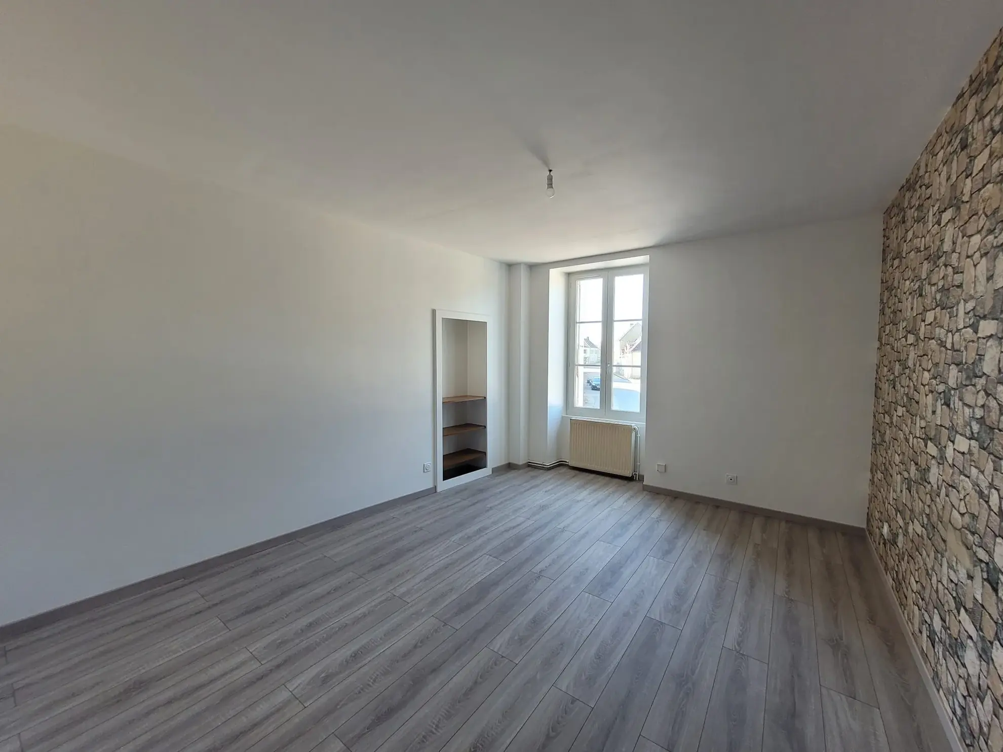 Charmante maison de village avec jardin, garage et potentiel d'aménagement 