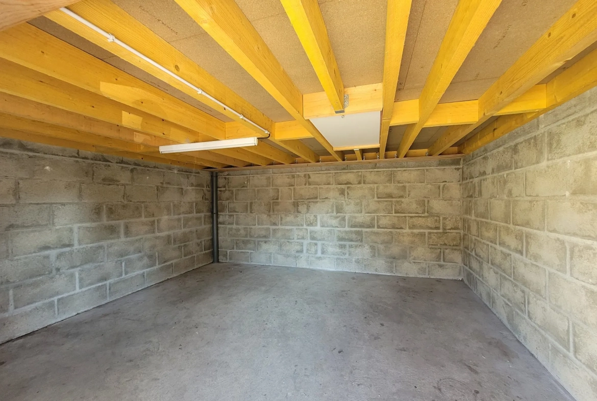 Charmante maison de village avec jardin, garage et potentiel d'aménagement 