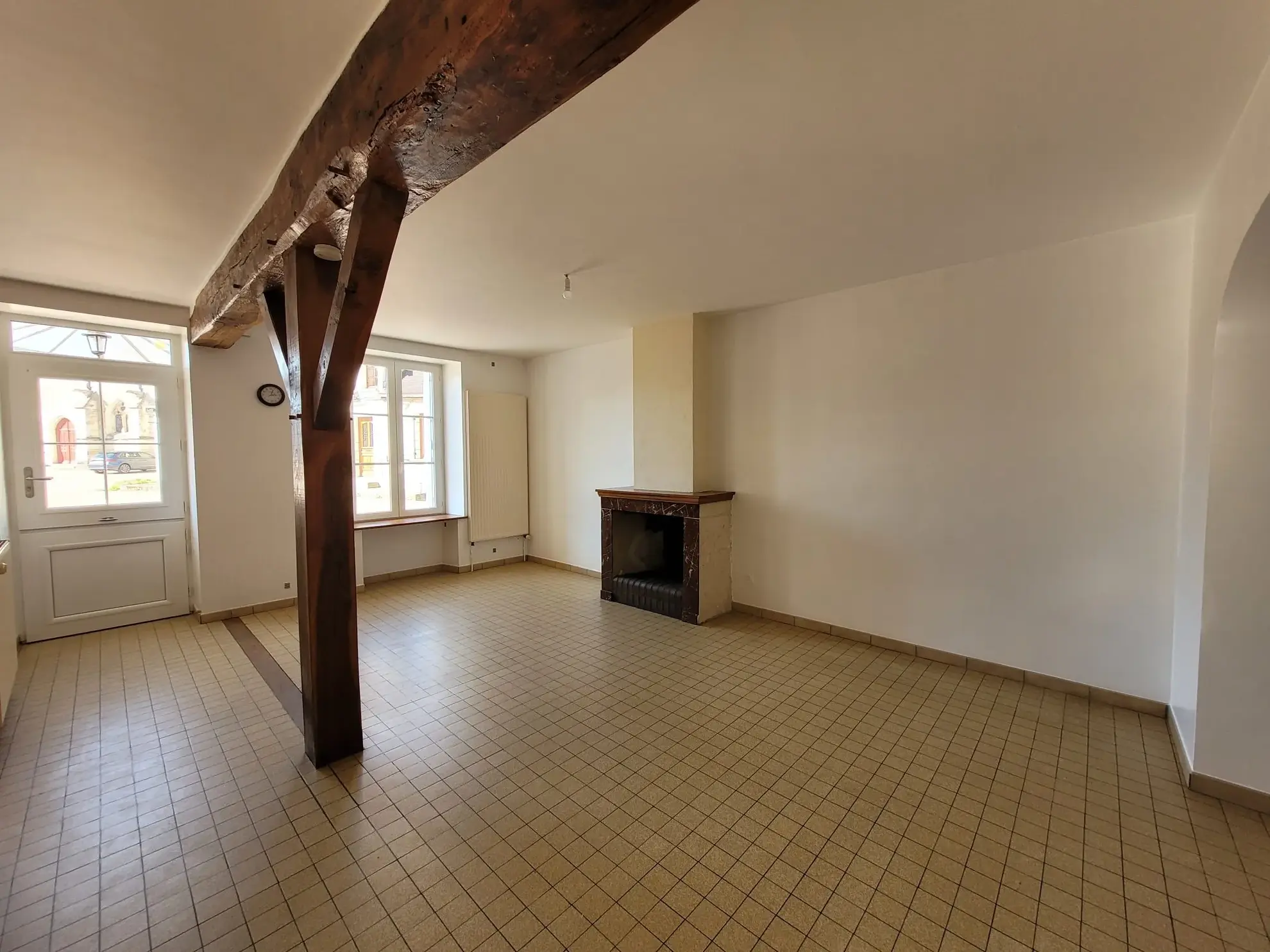 Charmante maison de village avec jardin, garage et potentiel d'aménagement 