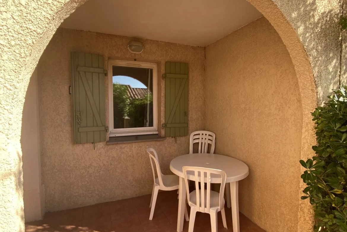 Magnifique Mazet de 36 m² avec piscine et vue mer aux Issambres 