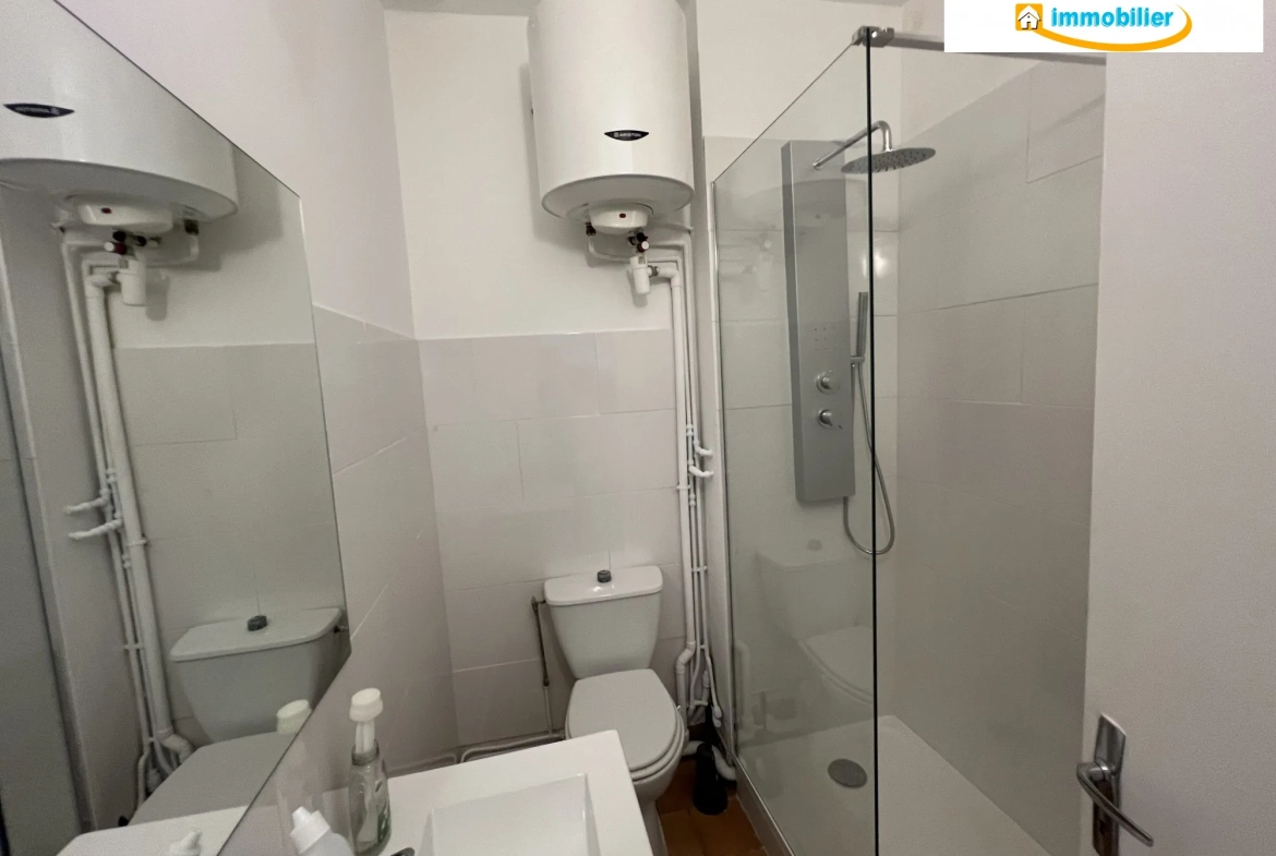 Local commercial à vendre à Ablis 78660 avec terrasse et jardin 