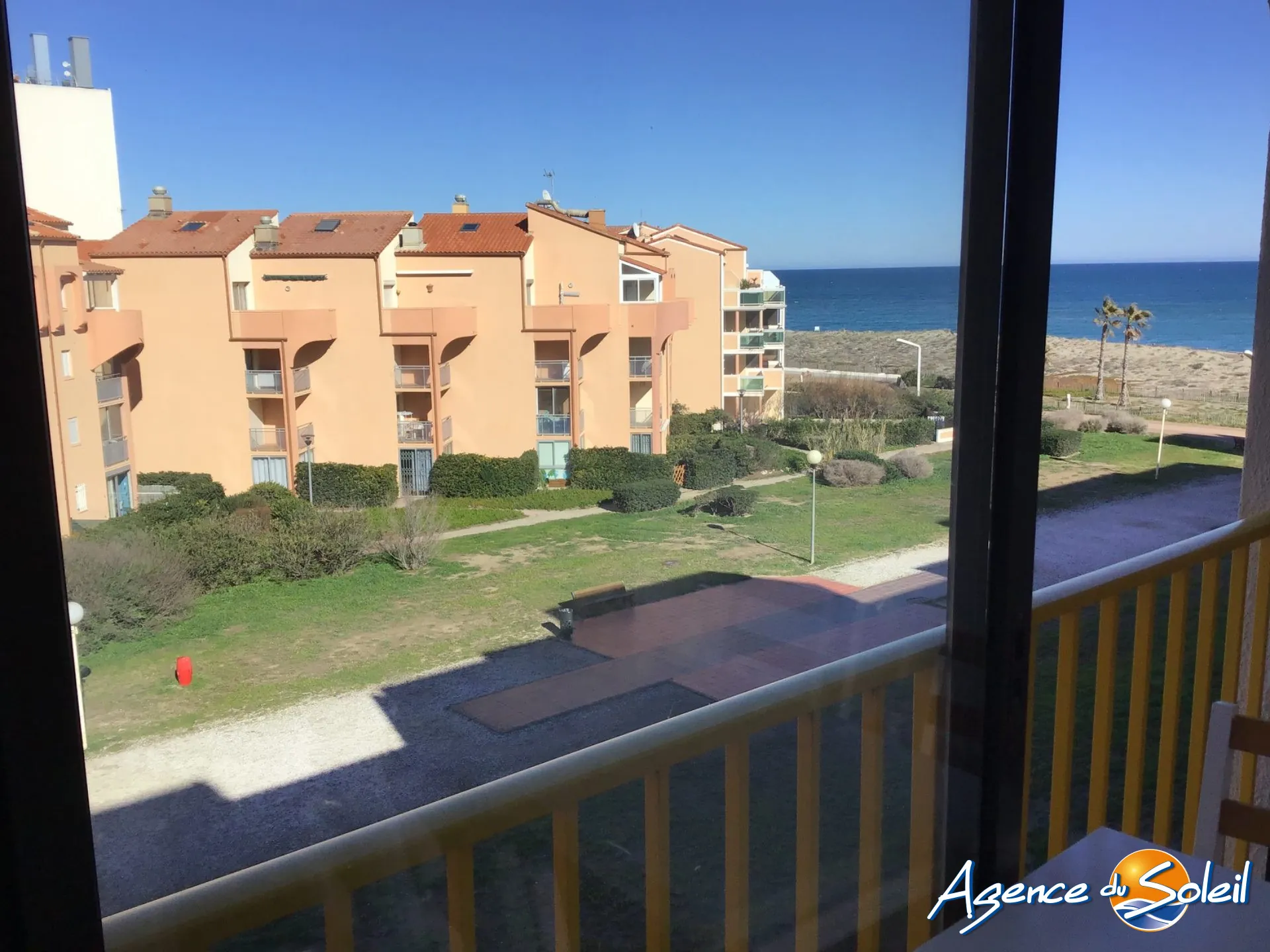 Appartement T2 en mezzanine avec garage face à la plage au Le Barcarès 