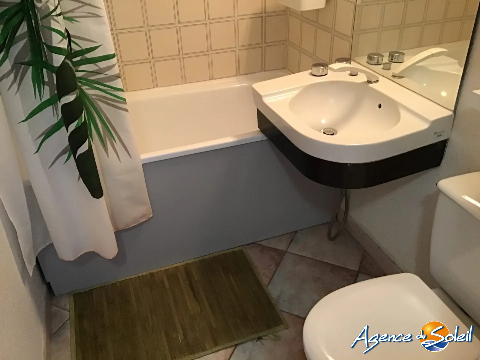 Appartement T2 en mezzanine avec garage face à la plage au Le Barcarès 