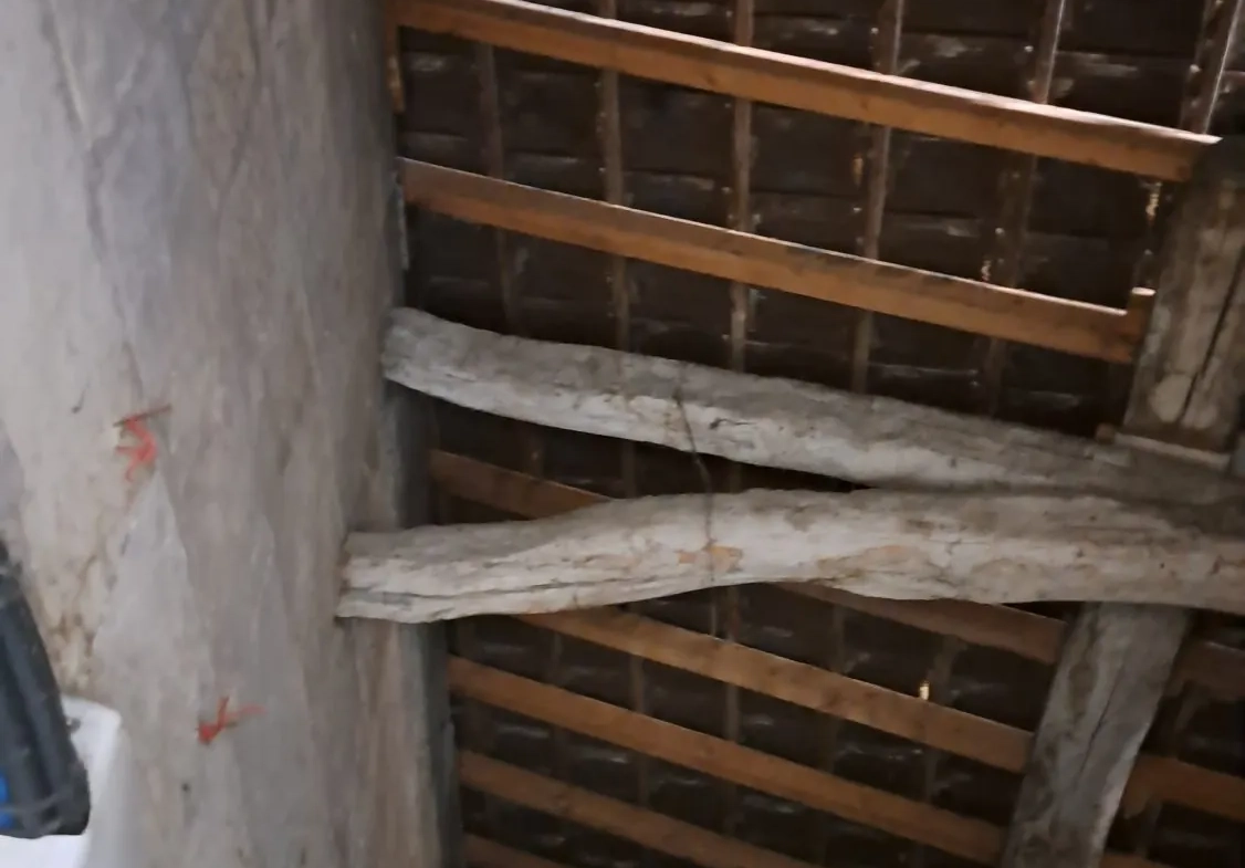 PARTIE COMBLES  Charmante maison de ville rénovée avec véranda à Loudun 