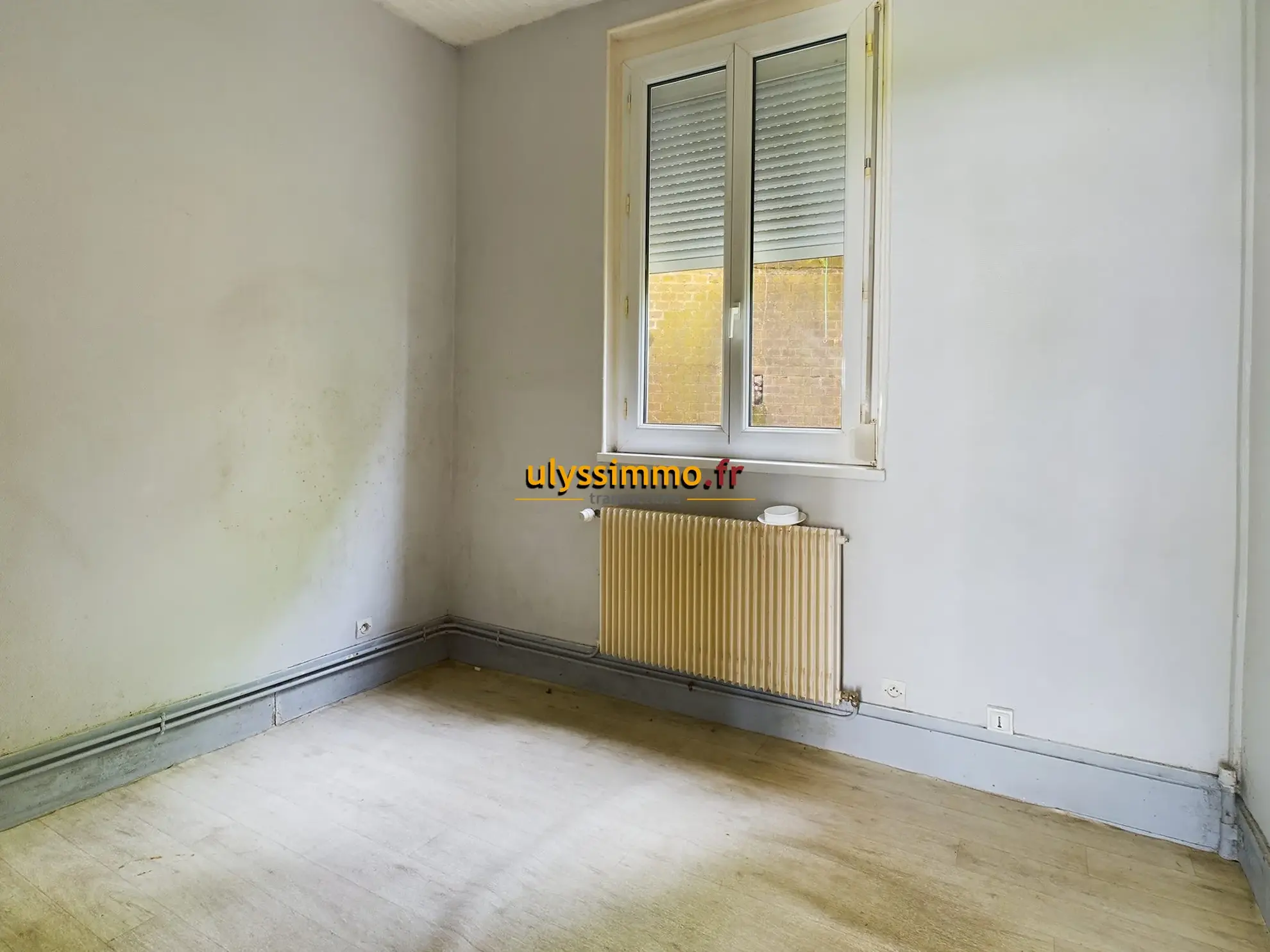Chambre Maison à vendre à Roye avec 4 chambres et grand potentiel 