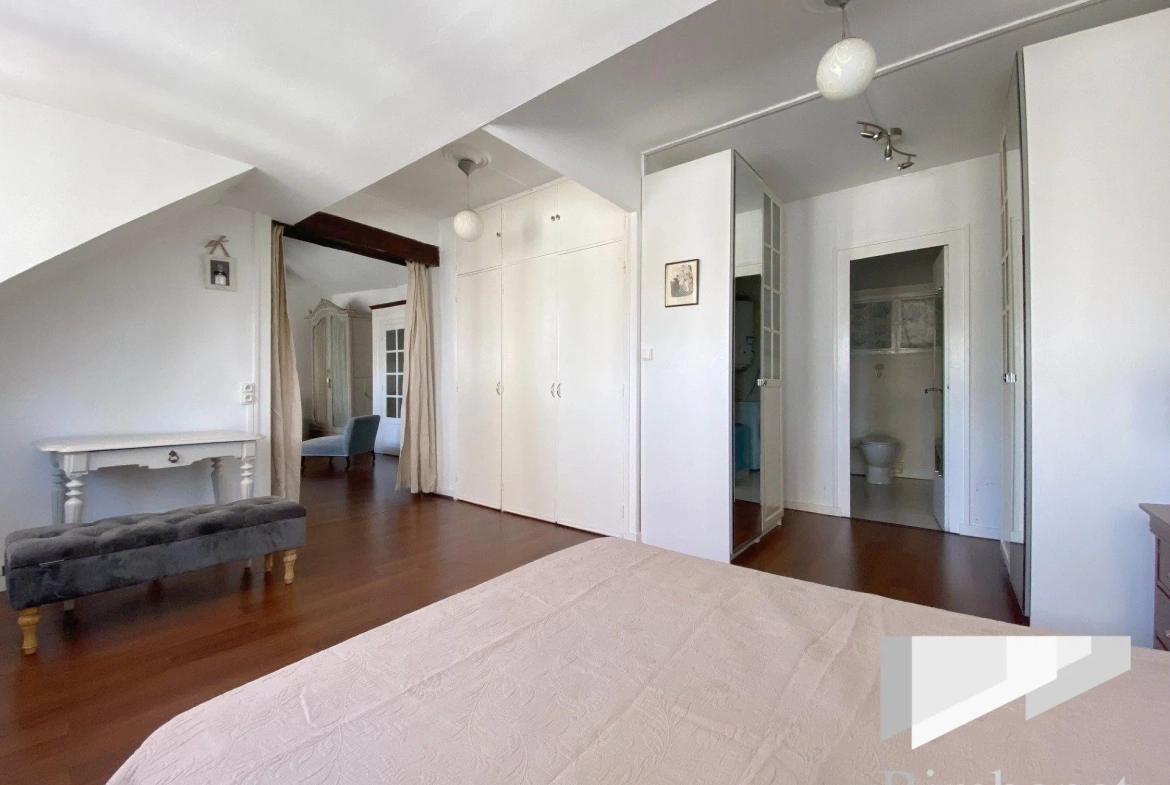 Appartement T2 lumineux de 55,81 m² à Orléans avec vue dégagée 