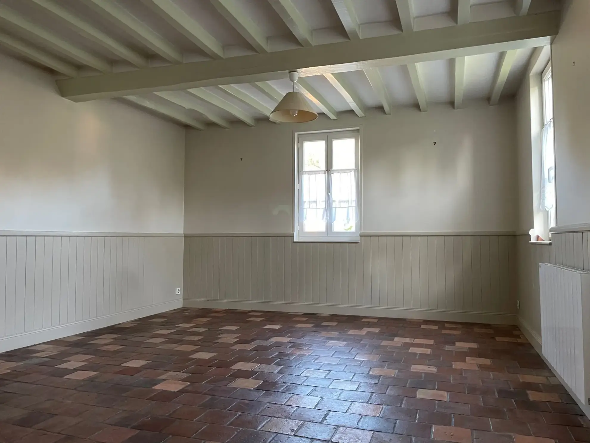 Maison à vendre à Bernay - Charmante maison normande avec dépendance 