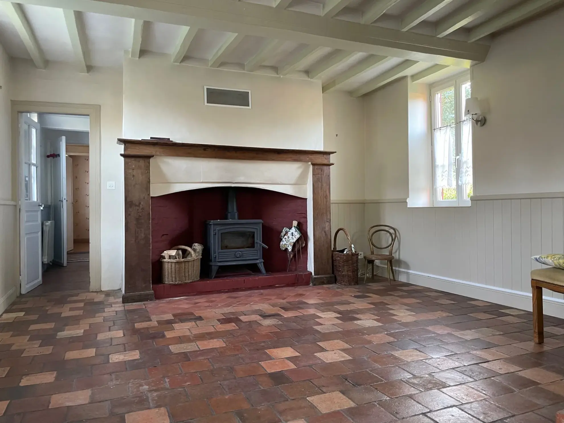 Maison à vendre à Bernay - Charmante maison normande avec dépendance 