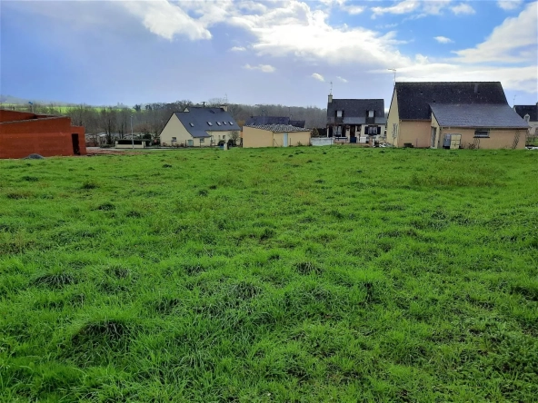 Terrain à bâtir à Loyat de 1165 m² proche des commodités