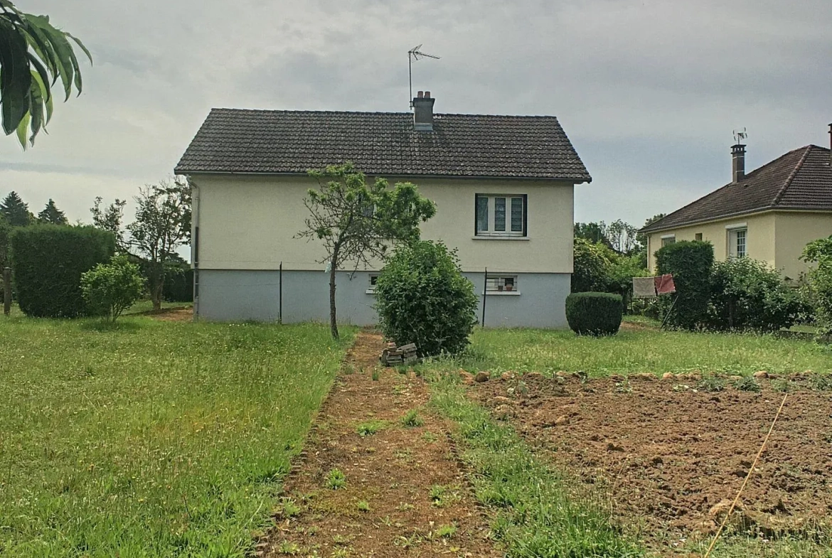 Maison à Vendre de 70 m² avec sous-sol à Portes de la Bourgogne 