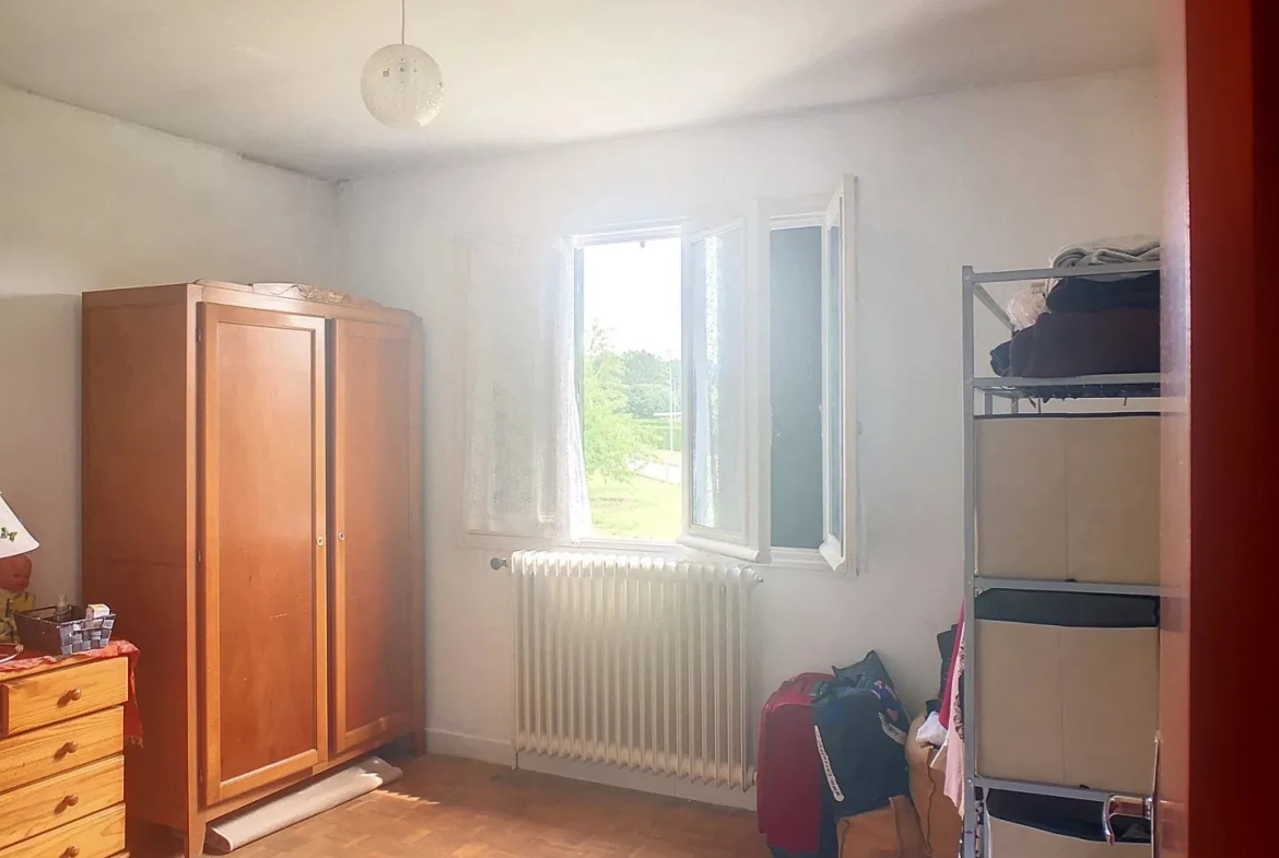 Maison à Vendre de 70 m² avec sous-sol à Portes de la Bourgogne 