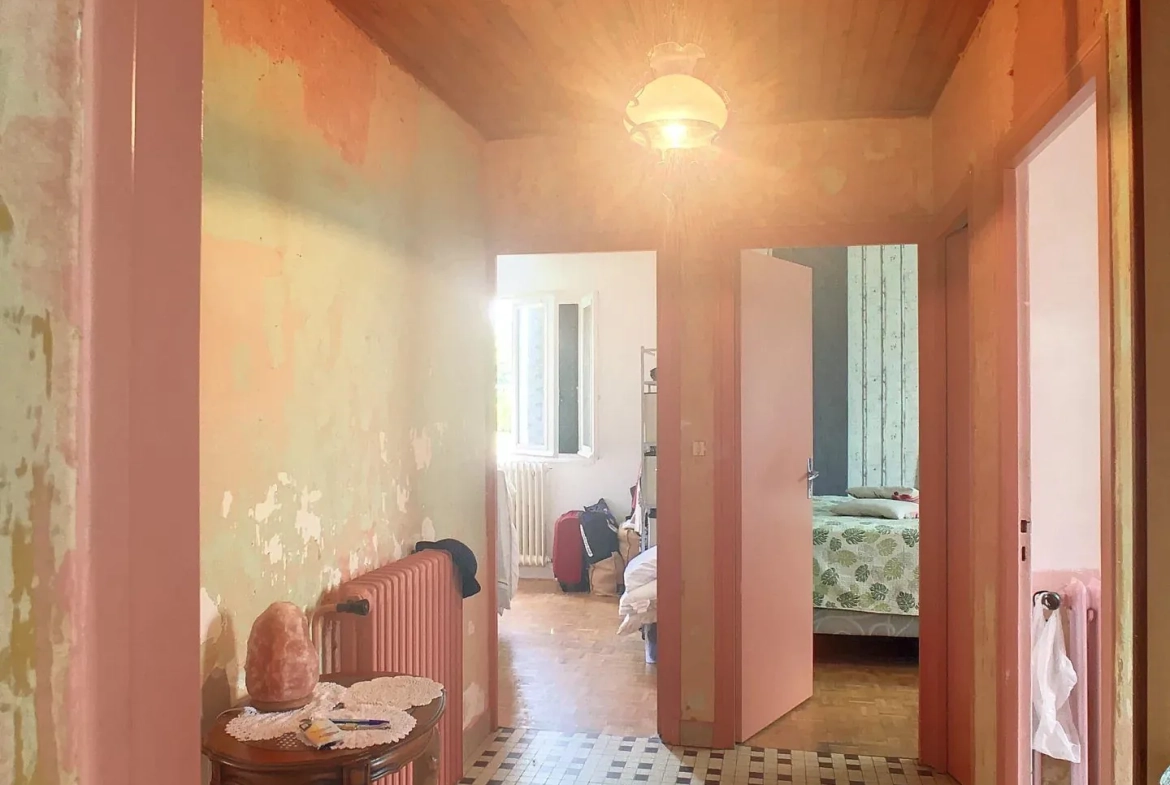 Maison à Vendre de 70 m² avec sous-sol à Portes de la Bourgogne 