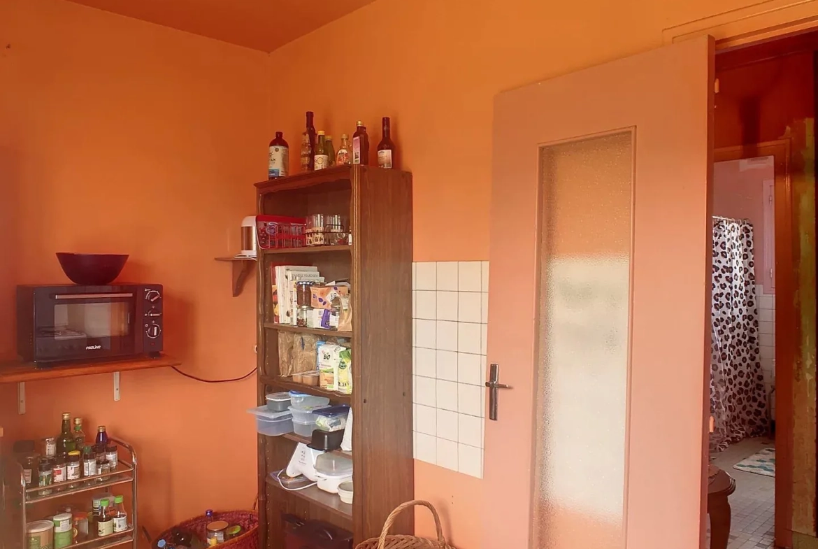 Maison à Vendre de 70 m² avec sous-sol à Portes de la Bourgogne 