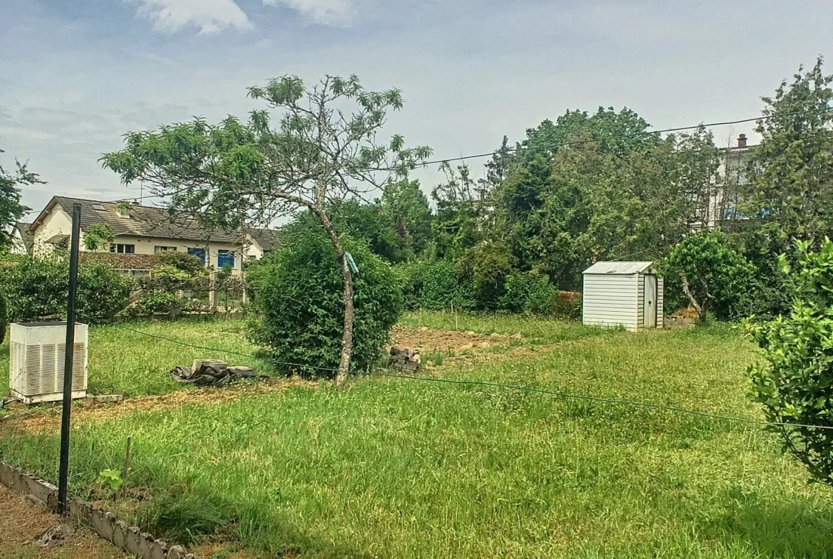 Maison à Vendre de 70 m² avec sous-sol à Portes de la Bourgogne 