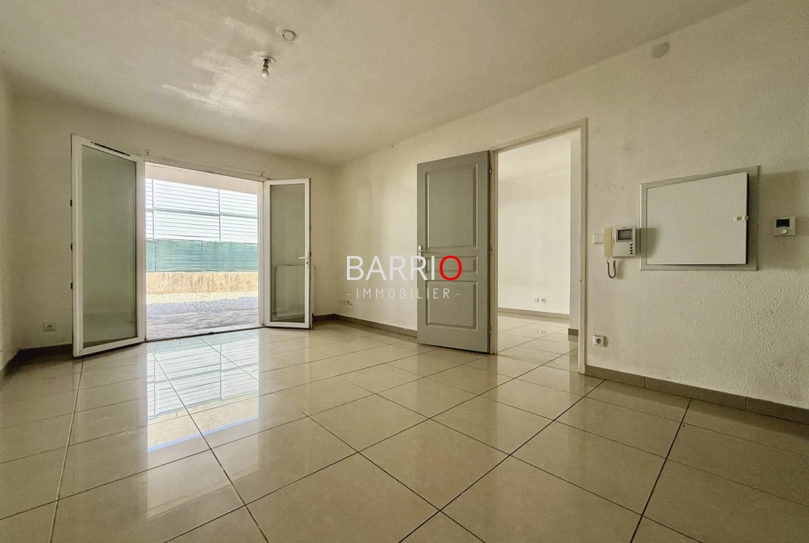 Bel appartement T2 avec jardin et parking à Latour-Bas-Elne 