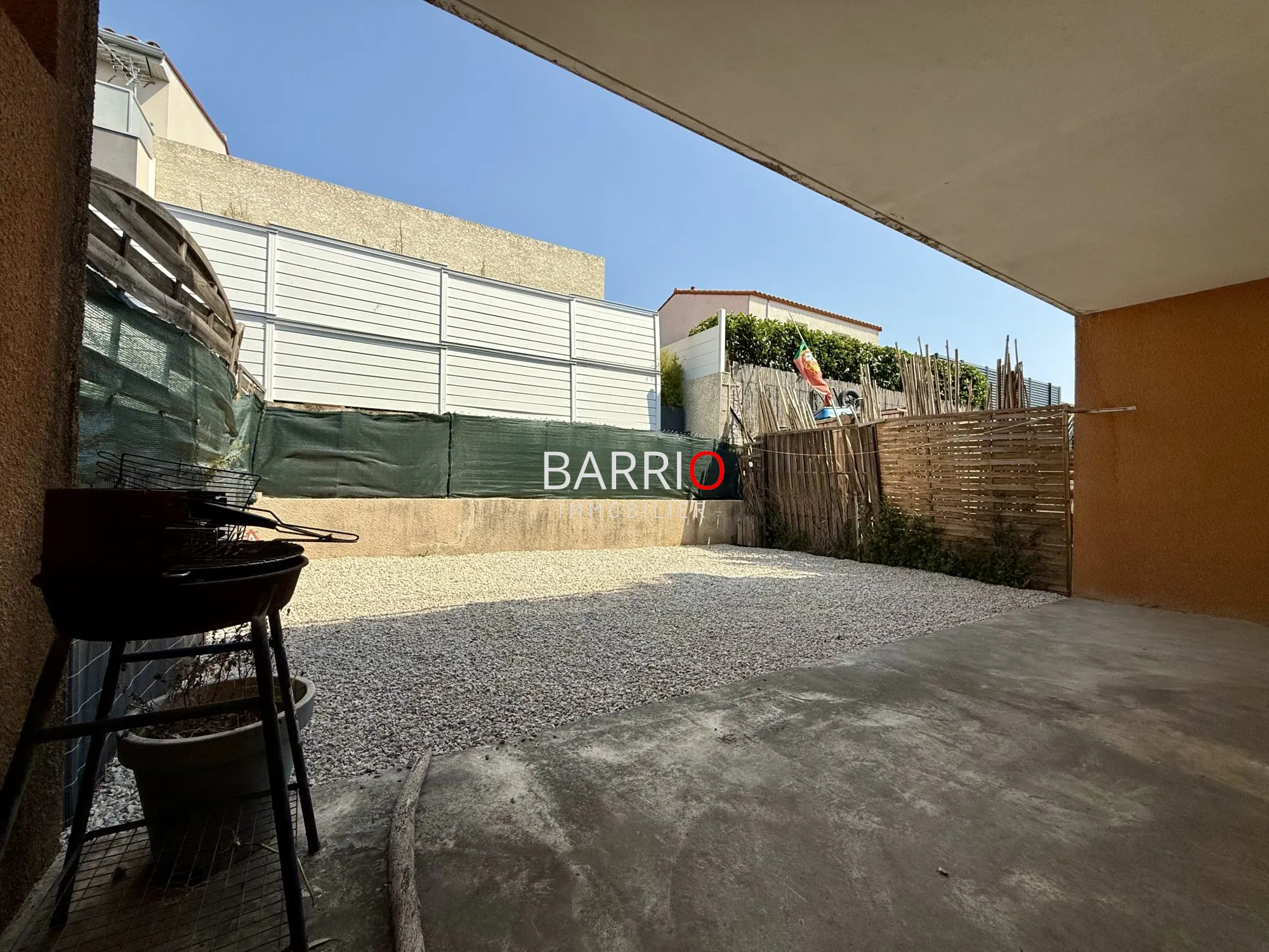 Bel appartement T2 avec jardin et parking à Latour-Bas-Elne 