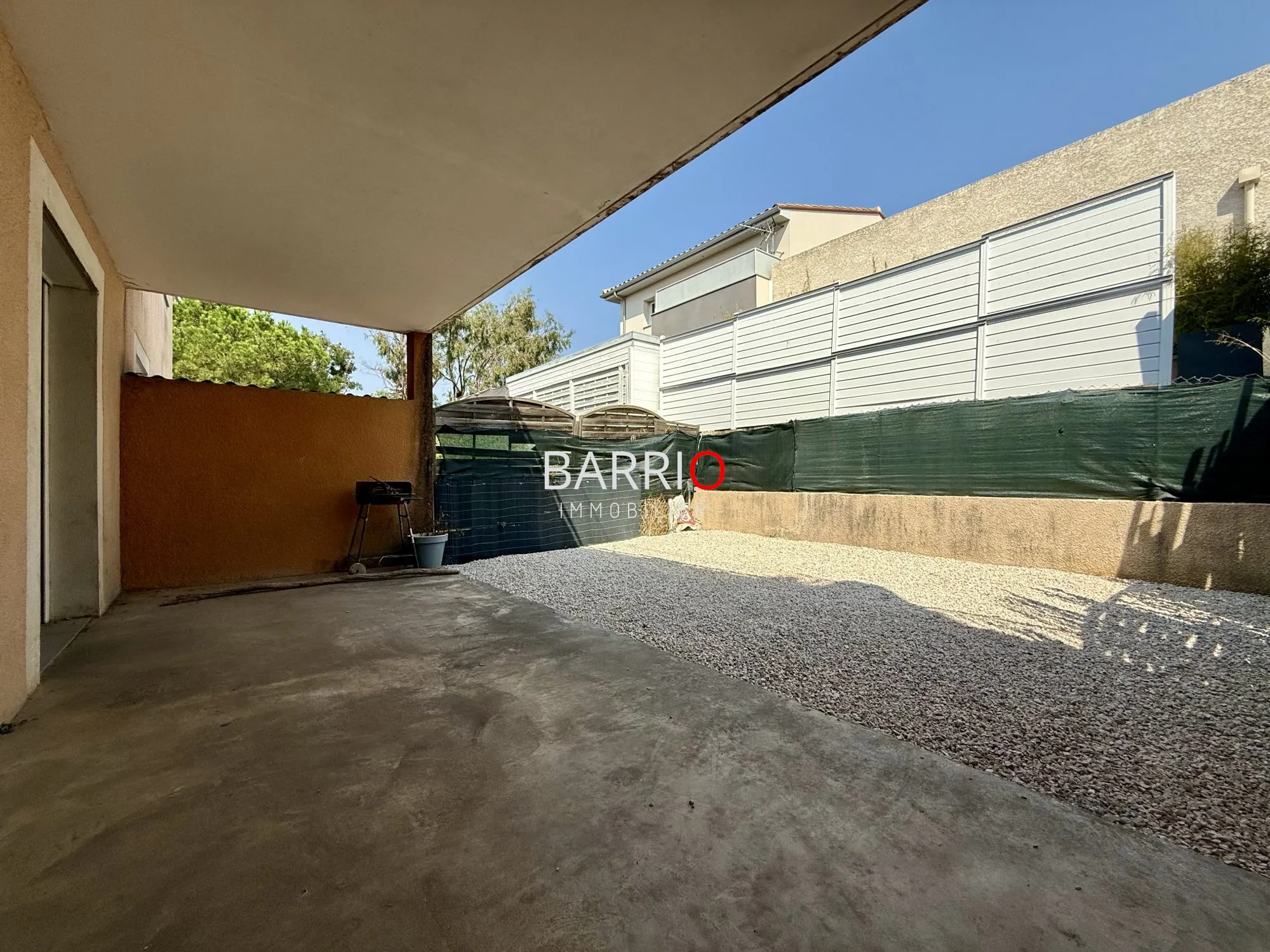 Bel appartement T2 avec jardin et parking à Latour-Bas-Elne 
