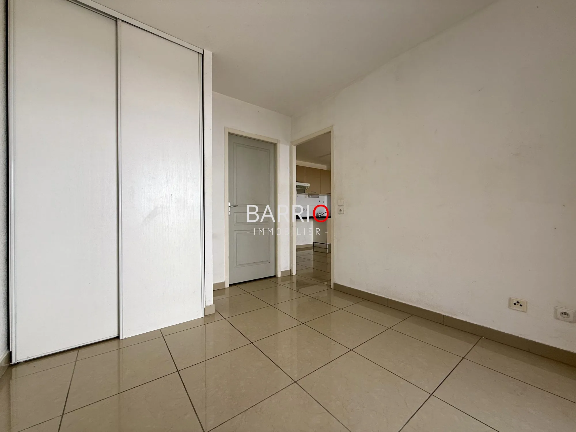 Bel appartement T2 avec jardin et parking à Latour-Bas-Elne 