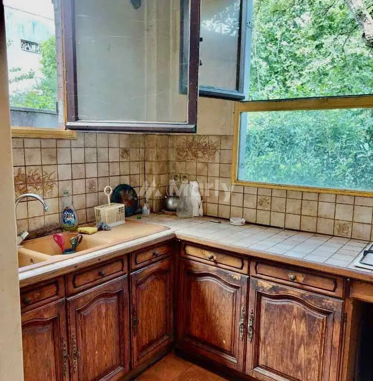 Appartement T2 avec Jardin Privatif à Montreuil - Rénovation Possible 